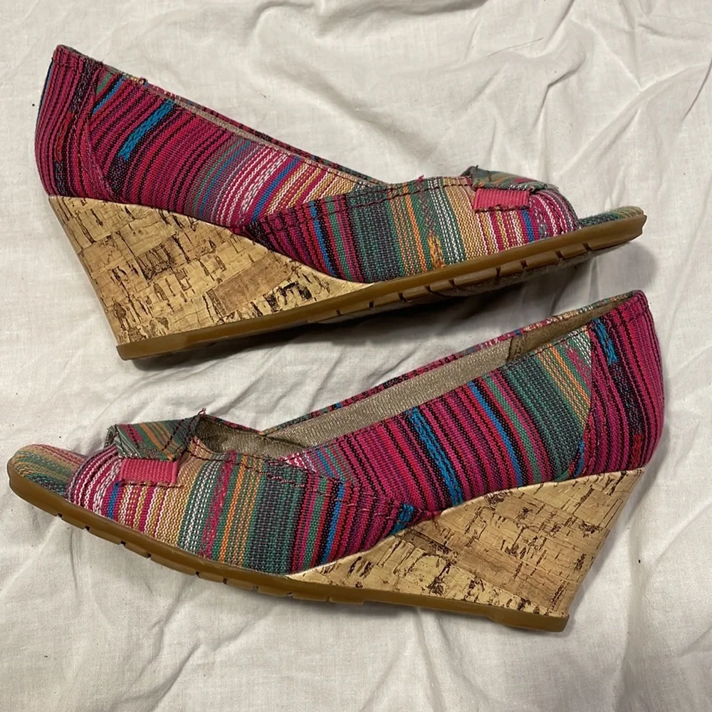 Y2K style Lifestride Open Toe Promote Wedges